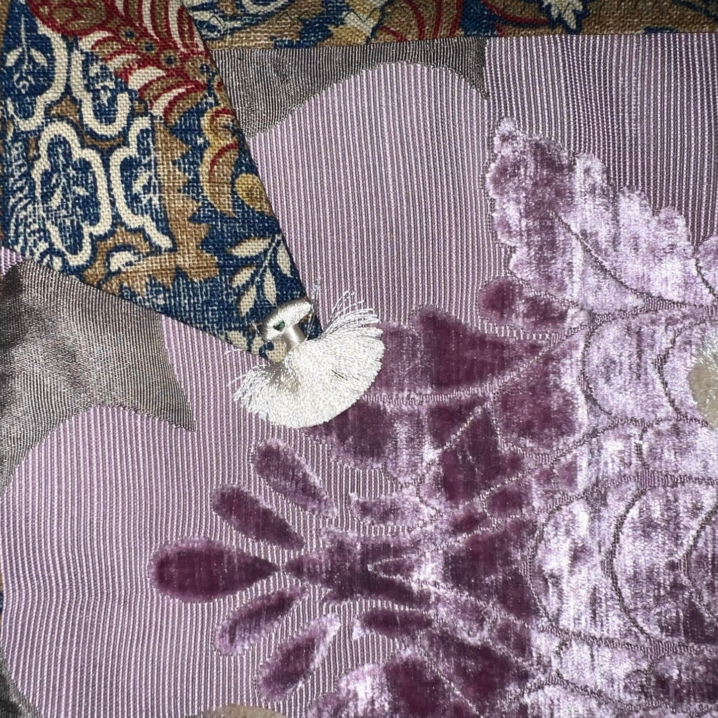 Damask with Tassels