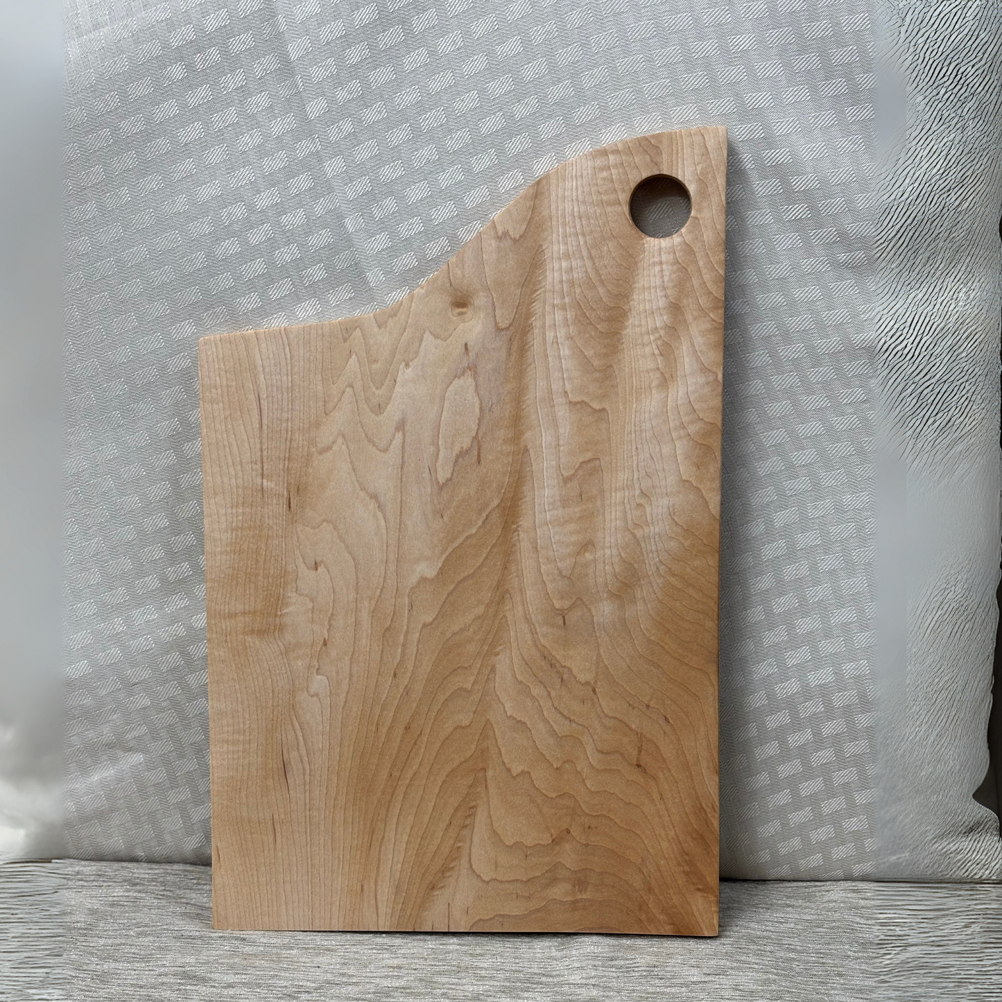 Organic Style Cutting Board
